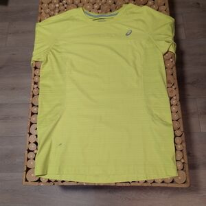 Asics Men's Yellow Athletic Shirt